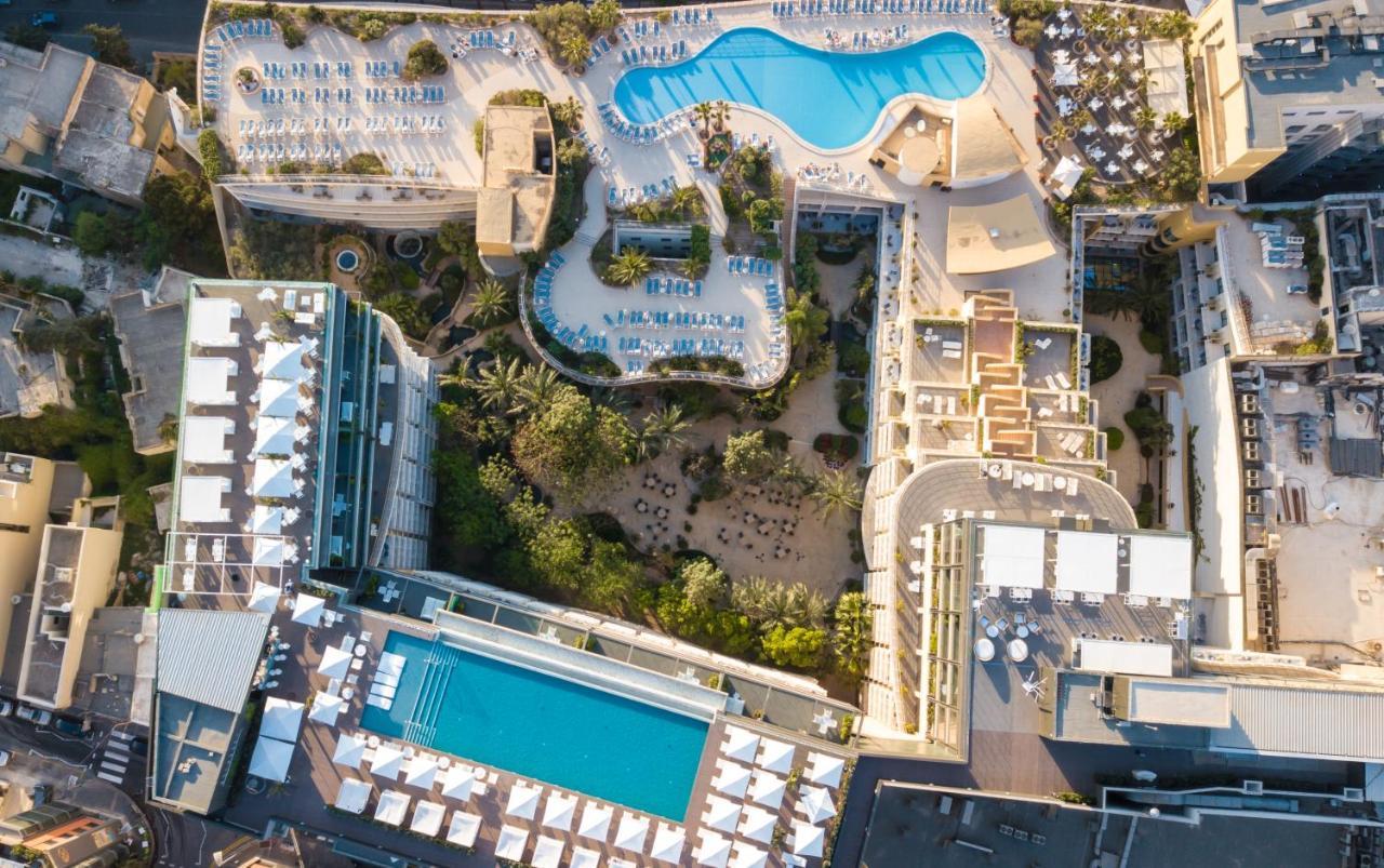 InterContinental Hotels - Malta, an IHG Hotel San Giuliano Esterno foto Aerial view of the hotel